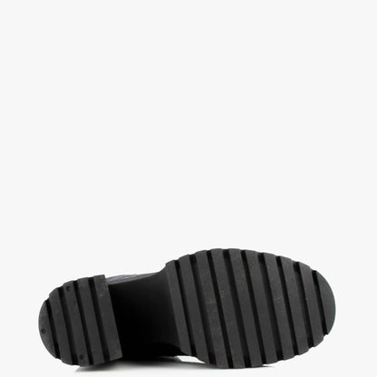 DARIS ДАМСКИ ОБУВКИ Дамски велурнеи ботуши в тъмносиньо с цип 3494