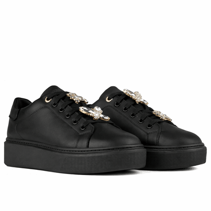 DARIS ДАМСКИ ОБУВКИ черен / 36 Дамски кожени кецове в черно с украшения на връзките w327-1