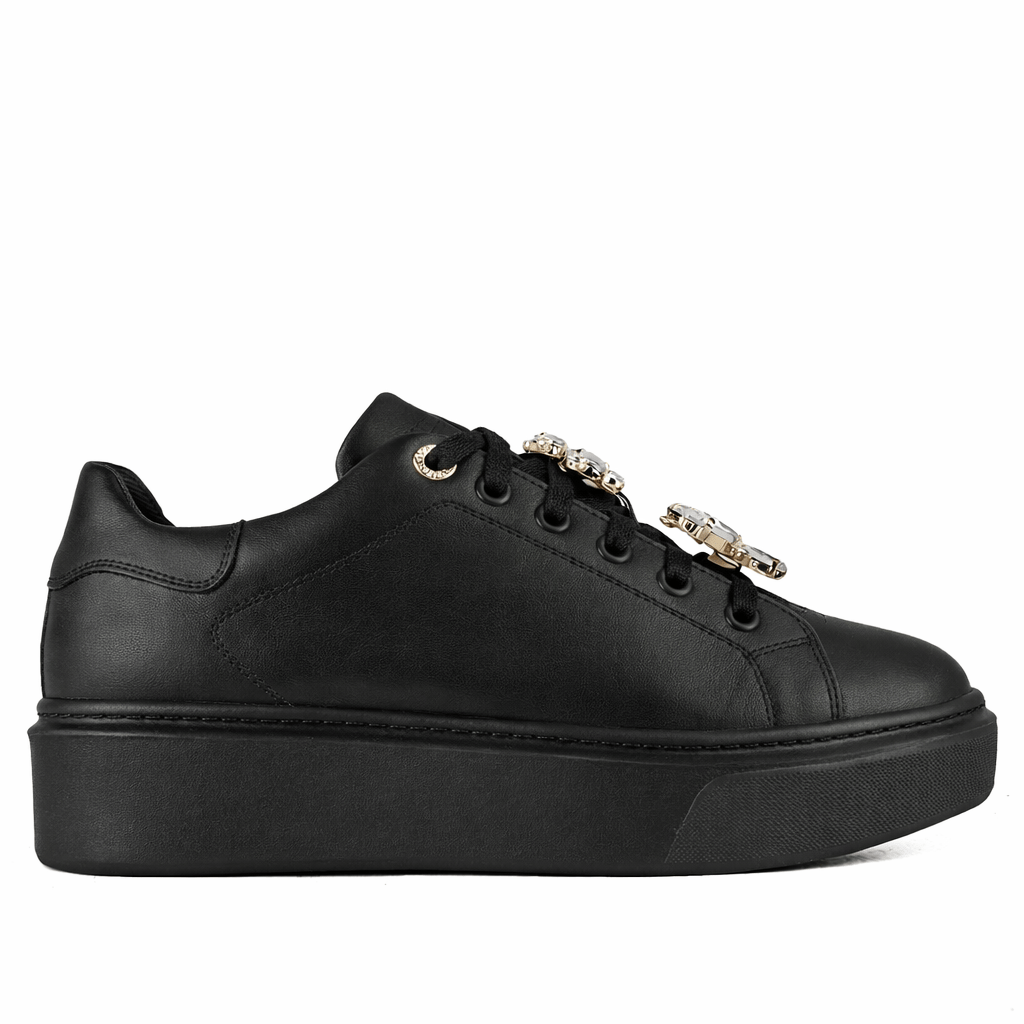 DARIS ДАМСКИ ОБУВКИ черен / 36 Дамски кожени кецове в черно с украшения на връзките w327-1