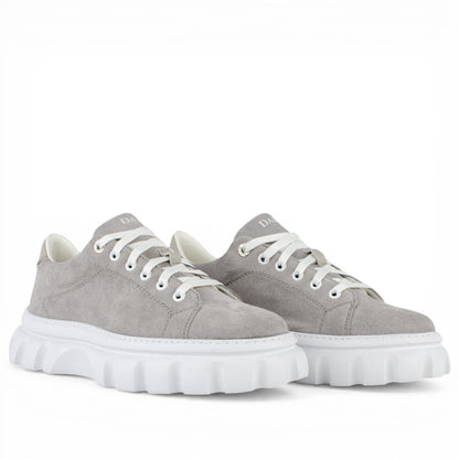 DARIS МЪЖКИ ОБУВКИ Мъжки велурени кецове в светлосиво g088