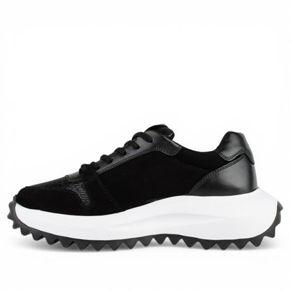 DARIS ДАМСКИ ОБУВКИ Олекотени дамски велурени сникърси в черно I002