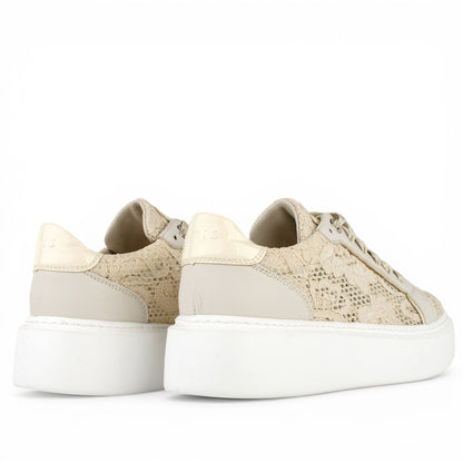 DARIS ДАМСКИ ОБУВКИ Олекотени дамски кожени сникърси в бежово и бяло с мрежа w582