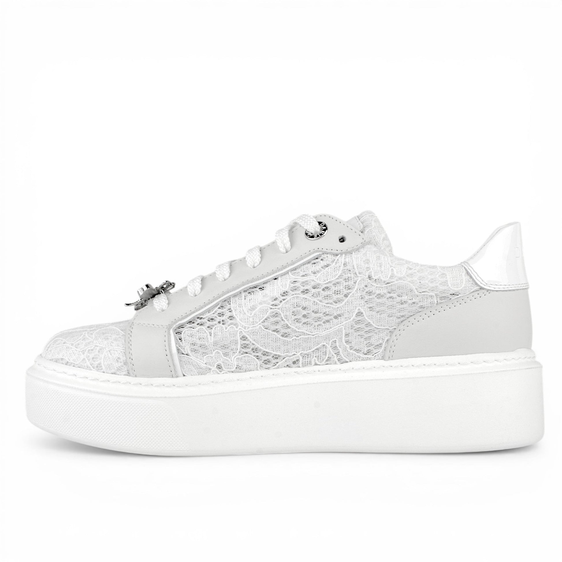 DARIS ДАМСКИ ОБУВКИ Олекотени дамски кожени сникърси в бяло с мрежа w582