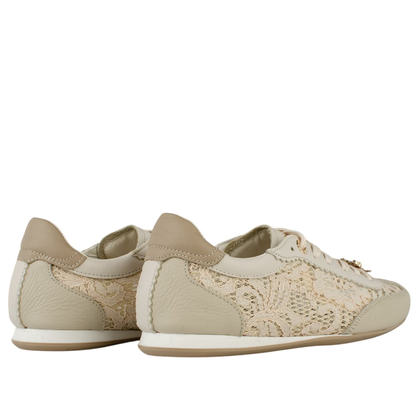 DARIS ДАМСКИ ОБУВКИ Олекотени дамски кожени сникърси на тънка подметка в бежово w595