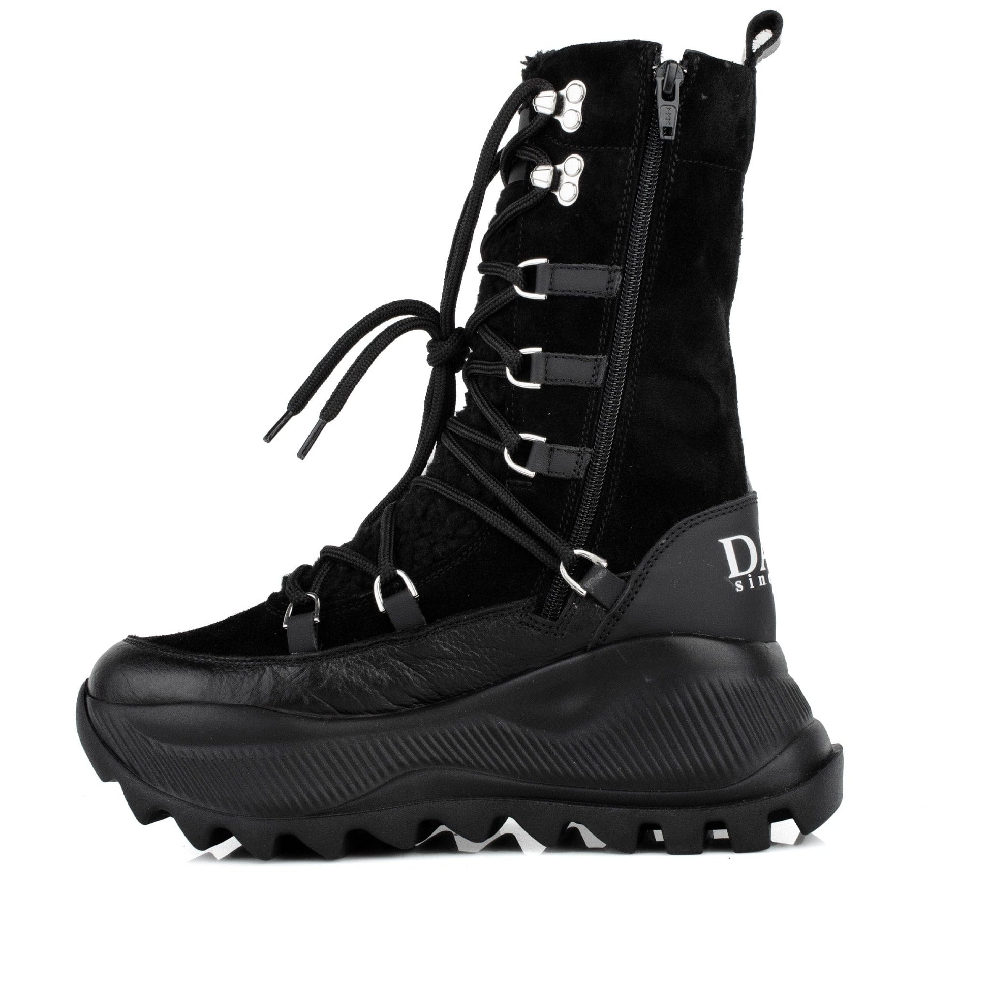 DARIS ДАМСКИ ОБУВКИ Дамски кожени спортни боти в черно w635