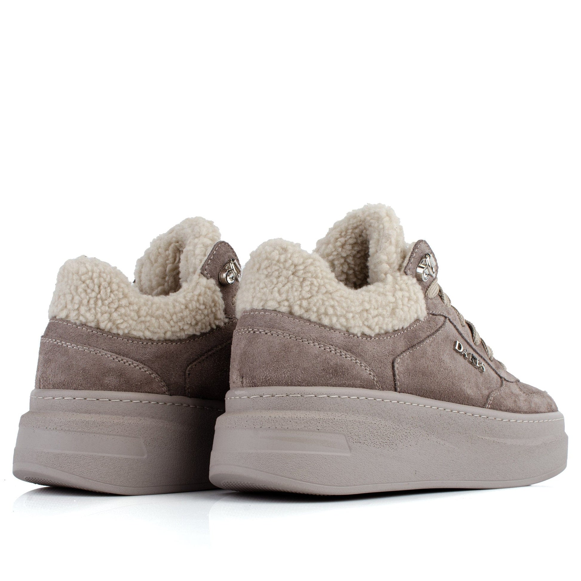 DARIS ДАМСКИ ОБУВКИ Дамски велурени сникърси с пух в тъмнобежово w641