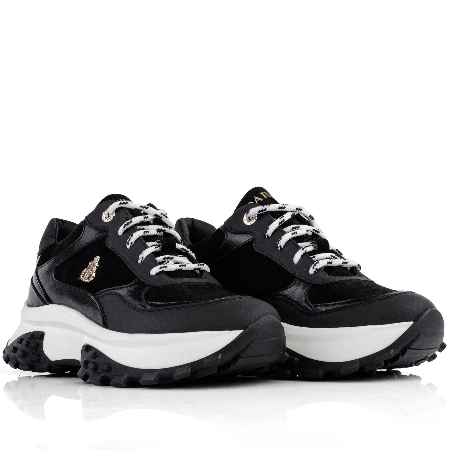 DARIS ДАМСКИ ОБУВКИ Дамски кожени сникърси в черно и бяло w645