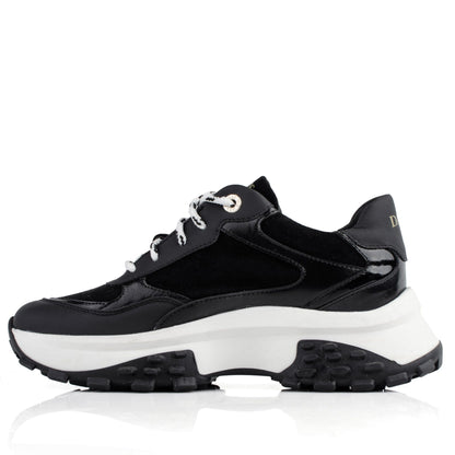 DARIS ДАМСКИ ОБУВКИ Дамски кожени сникърси в черно и бяло w645