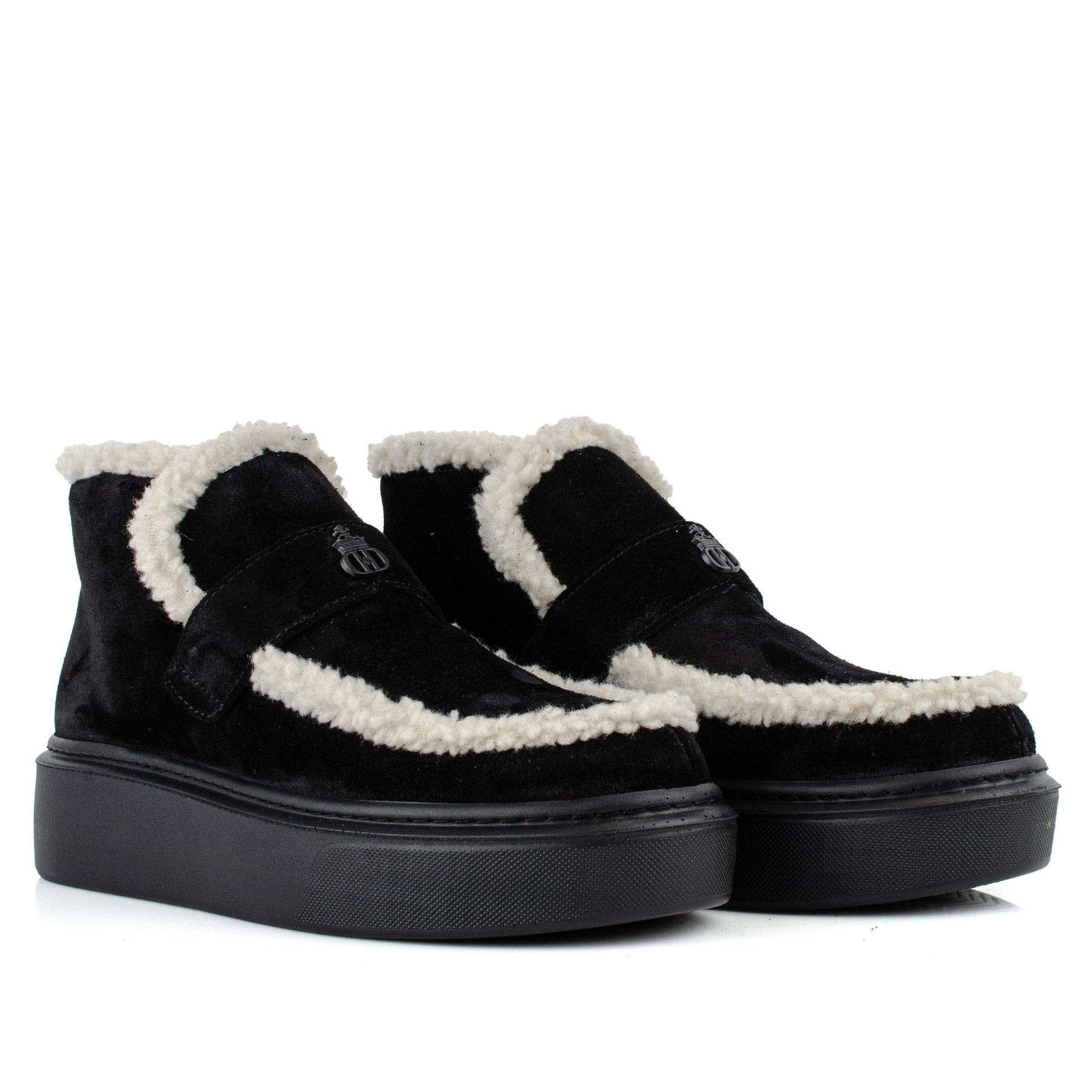 DARIS ДАМСКИ ОБУВКИ Ежедневни дамски велурени обувки в черно w653