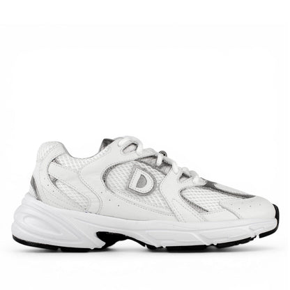 DARIS ДАМСКИ ОБУВКИ Олекотени дамски кожени сникърси в бяло и сребърно w663