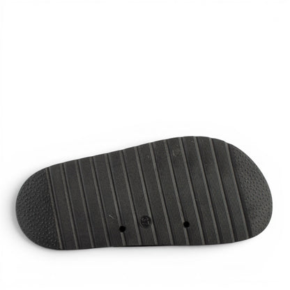 lavia ДАМСКИ ОБУВКИ Олекотени дамски сандали в черно със сребърен обков BLACK-132